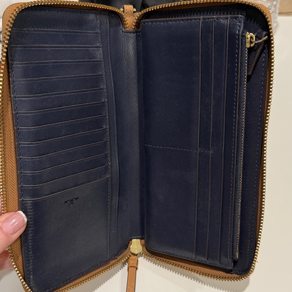 Tory Burch Camel Wristlet Clutch - Picture 4 of 5